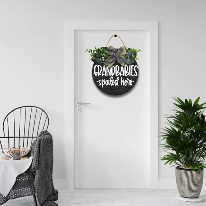 Grandbabies Spoiled Here Hanging Wall Sign for Front Door Home Kitchen Decor Rustic Wooden Round Sign Wall Decoration for Kitchen Dining Room Living Room Bedroom Outdoor-HomvellaHome