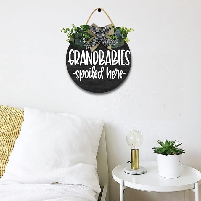Grandbabies Spoiled Here Hanging Wall Sign for Front Door Home Kitchen Decor Rustic Wooden Round Sign Wall Decoration for Kitchen Dining Room Living Room Bedroom Outdoor-HomvellaHome