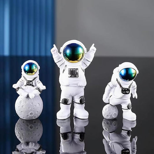 Gradient Astronaut Statues Set of 3, Space Theme Nursery Shelf Classroom Desk Decor Cake Toppers-HomvellaHome