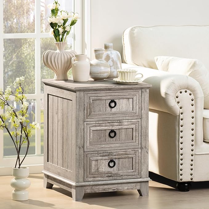 18" Farmhouse Night Stand with 3 Drawers, Wood End Table Dresser for Bedroom, Retro Oak Nightstand, Bed Side Table with Metal Handle, Bedside Cabinet for Bedroom Living Room, Closet-HomvellaHome