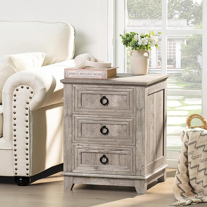 18" Farmhouse Night Stand with 3 Drawers, Wood End Table Dresser for Bedroom, Retro Oak Nightstand, Bed Side Table with Metal Handle, Bedside Cabinet for Bedroom Living Room, Closet-HomvellaHome