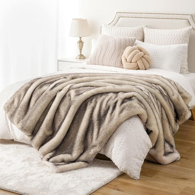BATTILO HOME Luxury Fluffy Faux Fur Throw Blanket, Cozy Warm Fur Blanket for Couch Sofa, Plush Fuzzy Fur Throws with Long Pile & Brushed Tips, 60"x80"-HomvellaHome